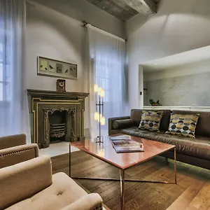 10 Strait Street La Valette